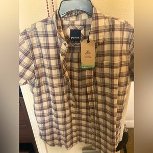 Prana short sleeve button up new with tags size medium Patagonia style